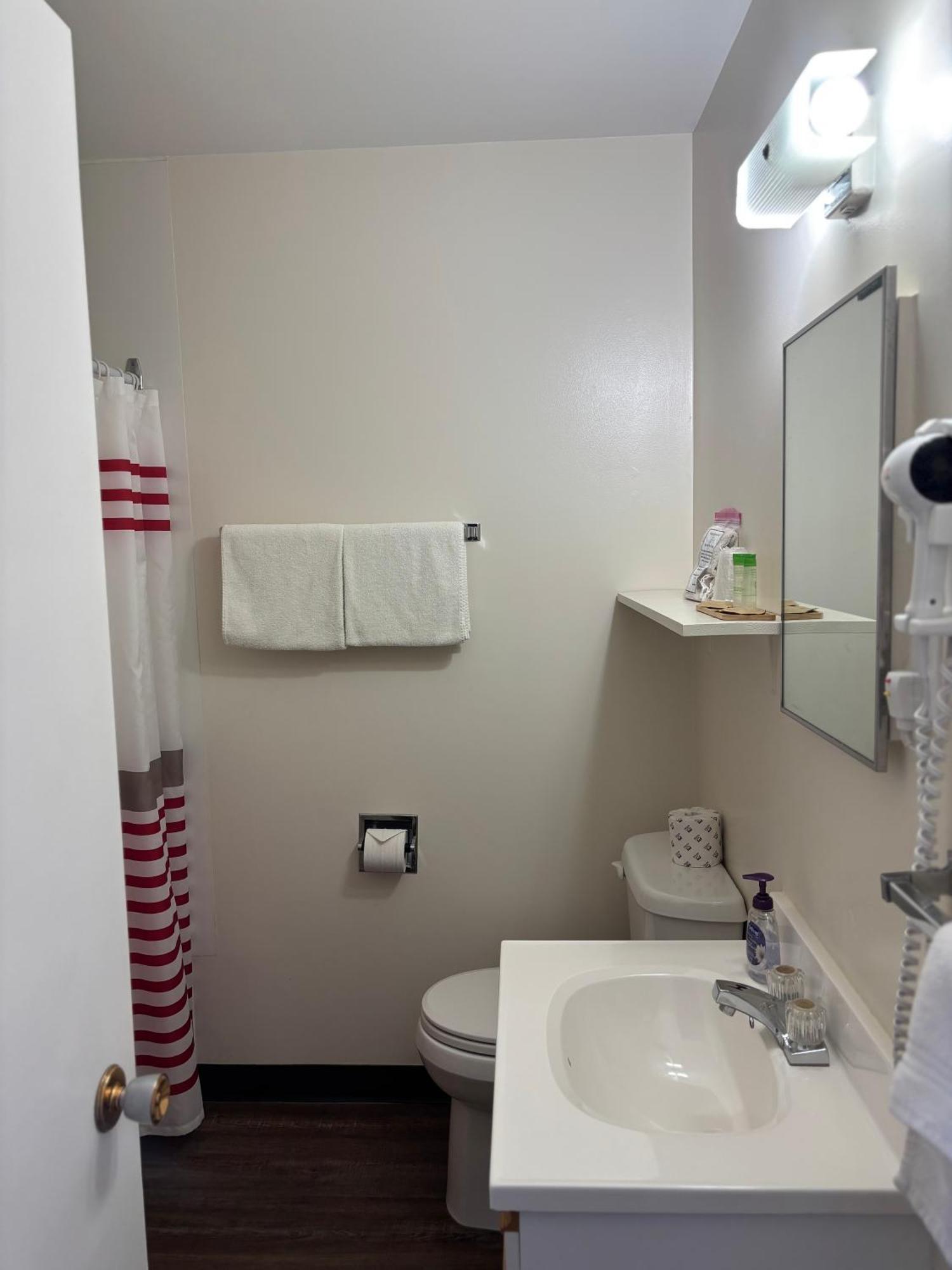 Viking Lamplighter Motel Экстерьер фото
